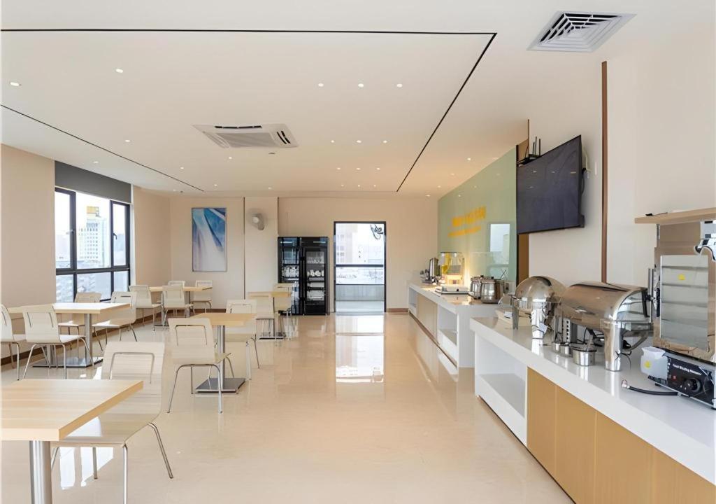City Comfort Inn Maoming Xinyi Yudu Park Экстерьер фото