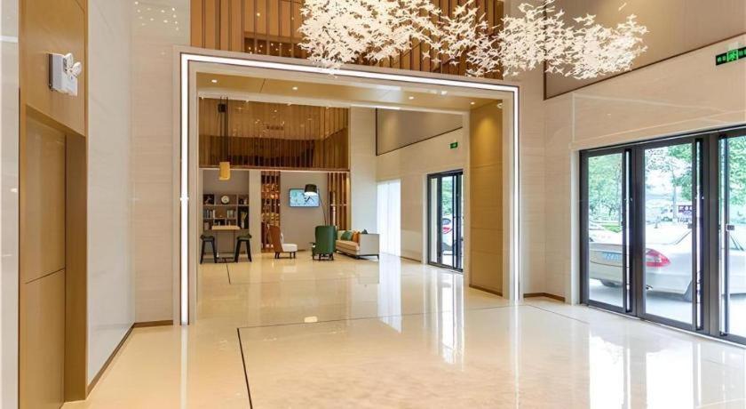 City Comfort Inn Maoming Xinyi Yudu Park Экстерьер фото
